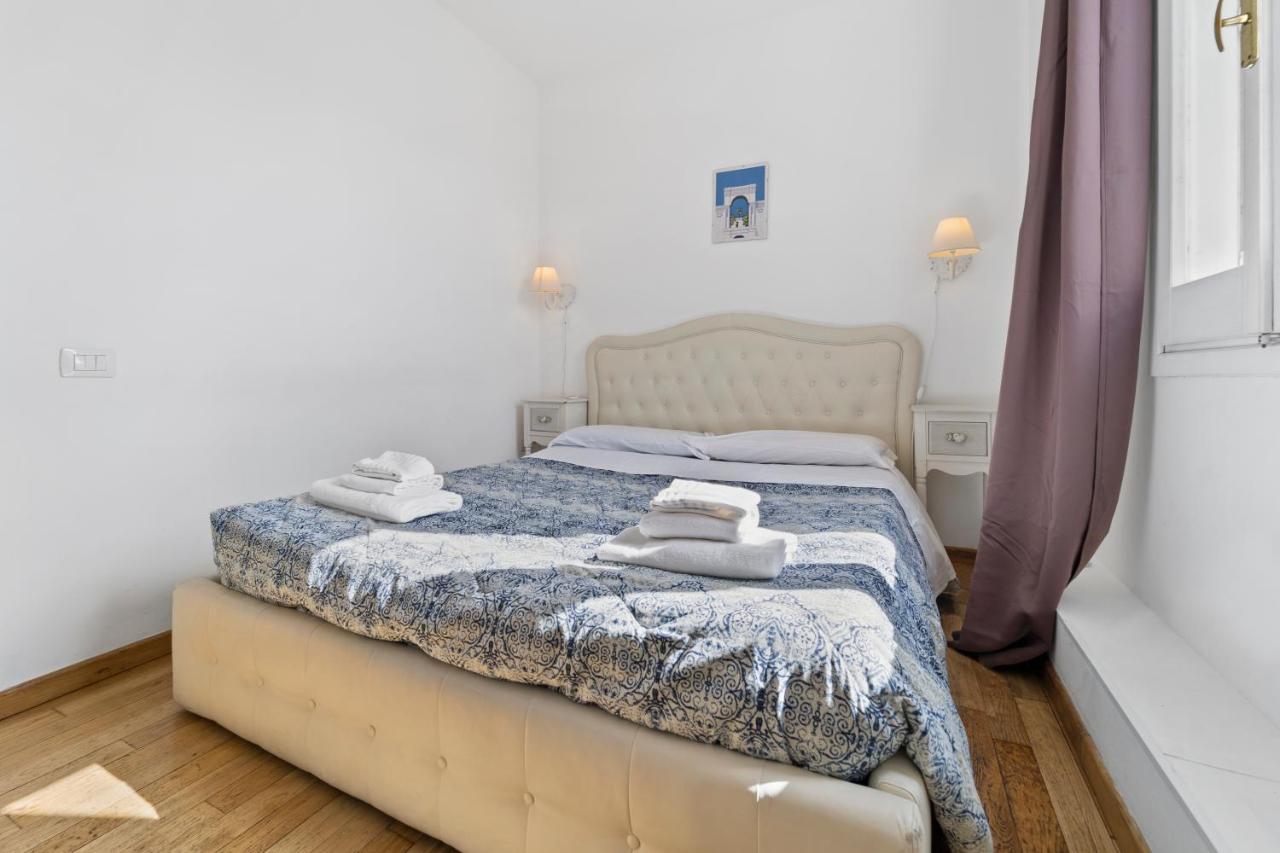 Domus Karalis Guest house